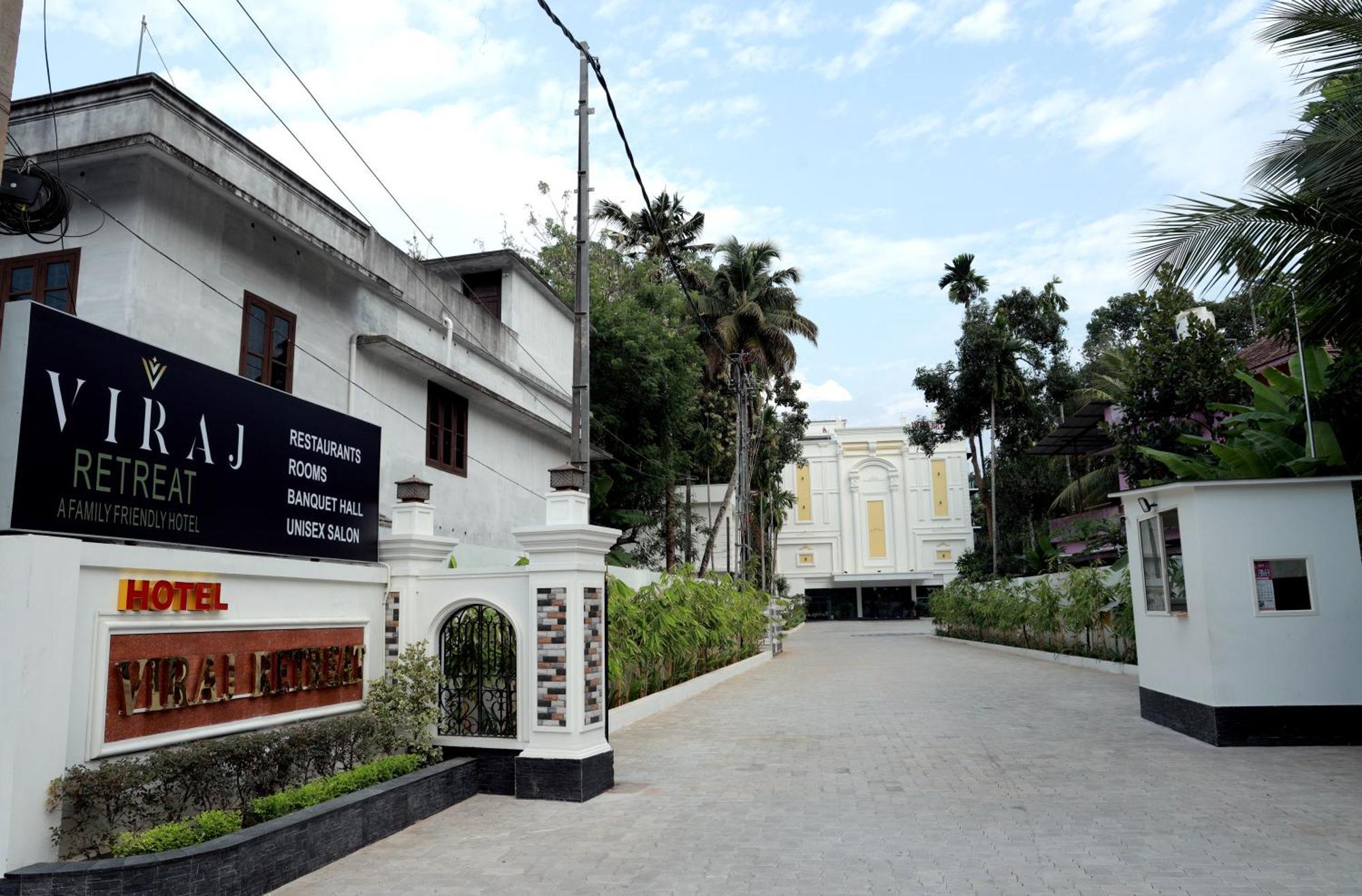 Viraj Retreat Hotel Mundrothuruth Exterior photo