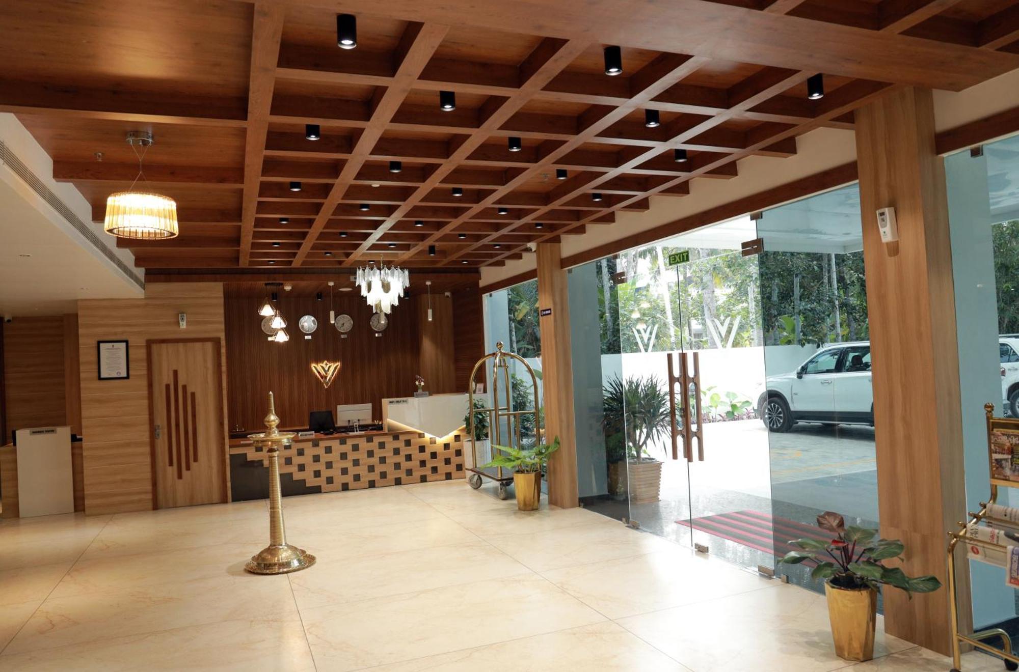 Viraj Retreat Hotel Mundrothuruth Exterior photo