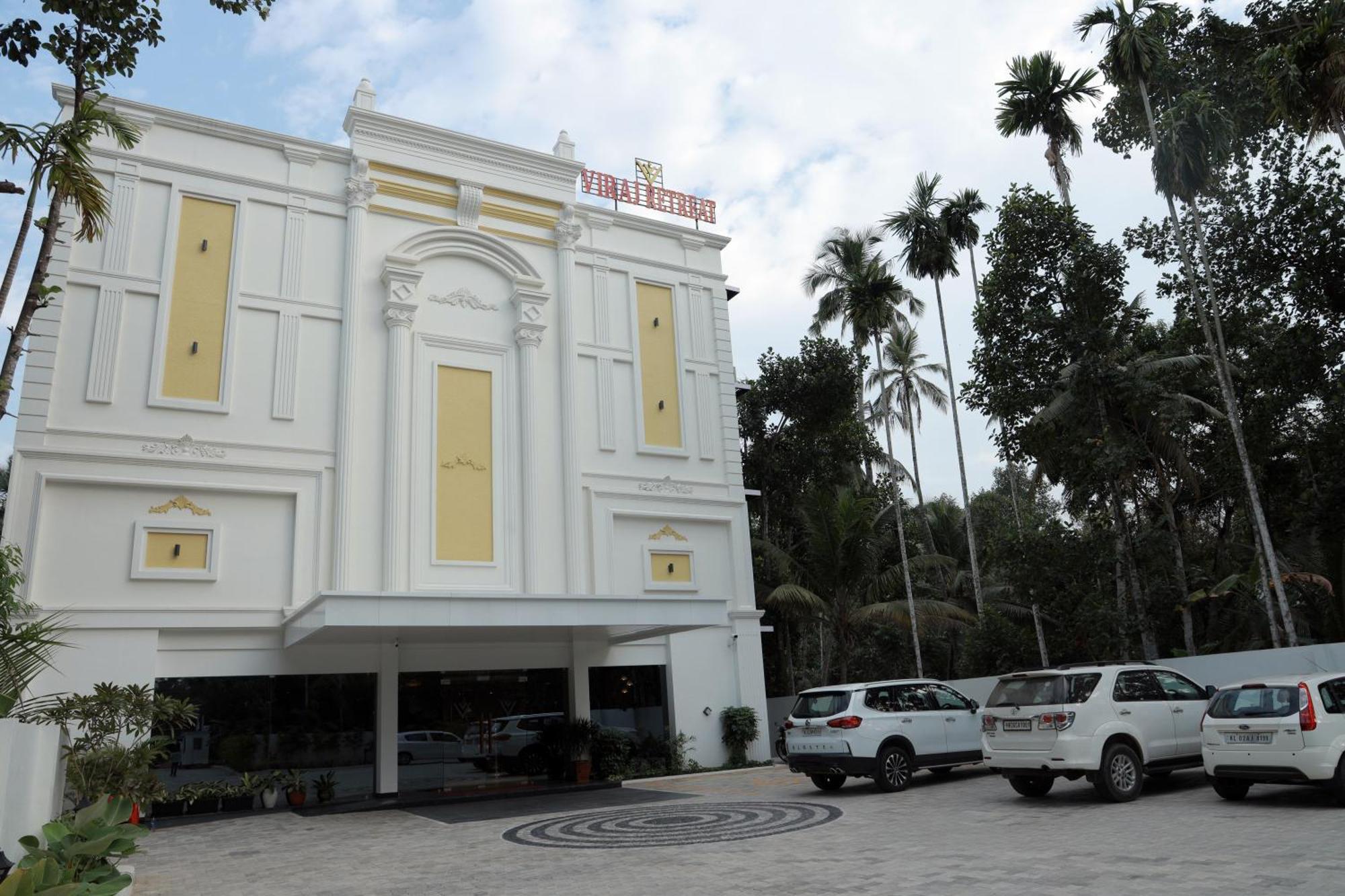 Viraj Retreat Hotel Mundrothuruth Exterior photo